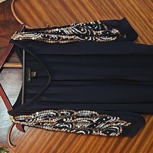 I•N•C International concepts top